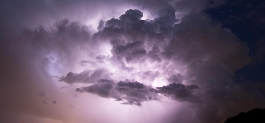 Imagem de Tobias Hämmer por Pixabay