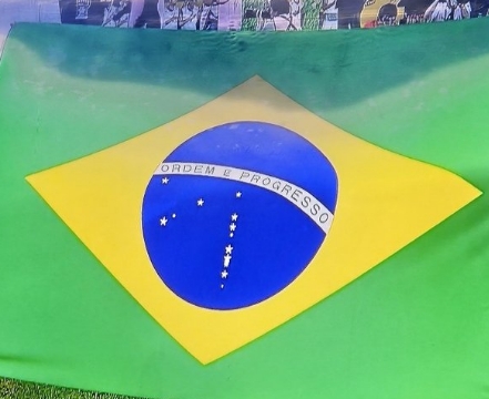 erro na bandeira do Brasil